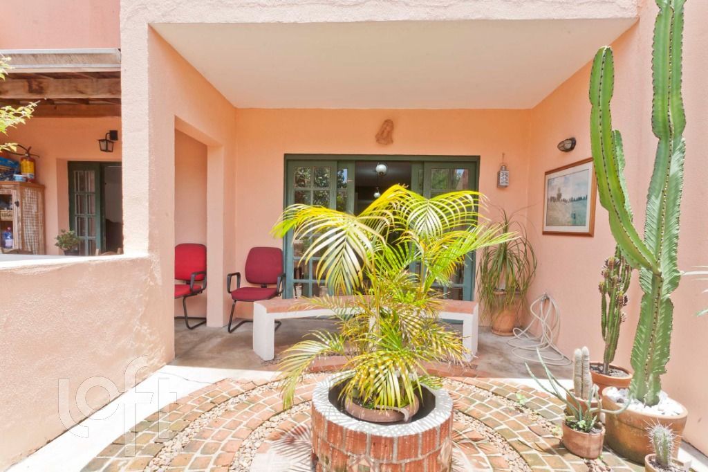 Casa, 3 quartos, 250 m² - Foto 2