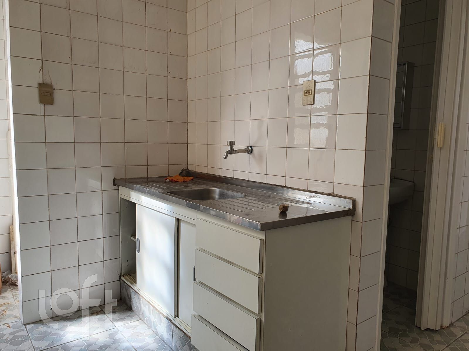 Apartamento à venda com 1 quarto, 32m² - Foto 7
