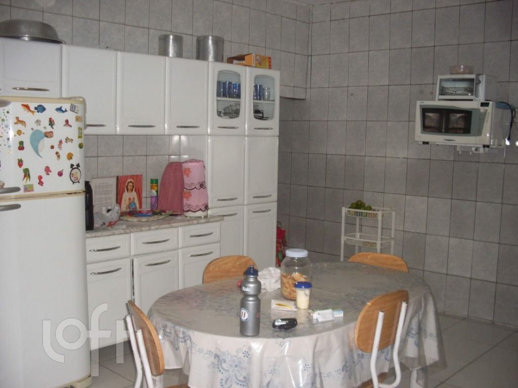 Casa, 4 quartos, 180 m² - Foto 2