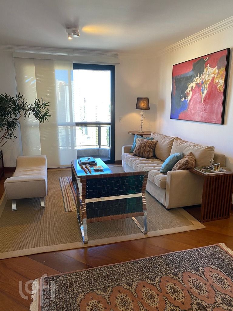 Apartamento à venda com 4 quartos, 135m² - Foto 2