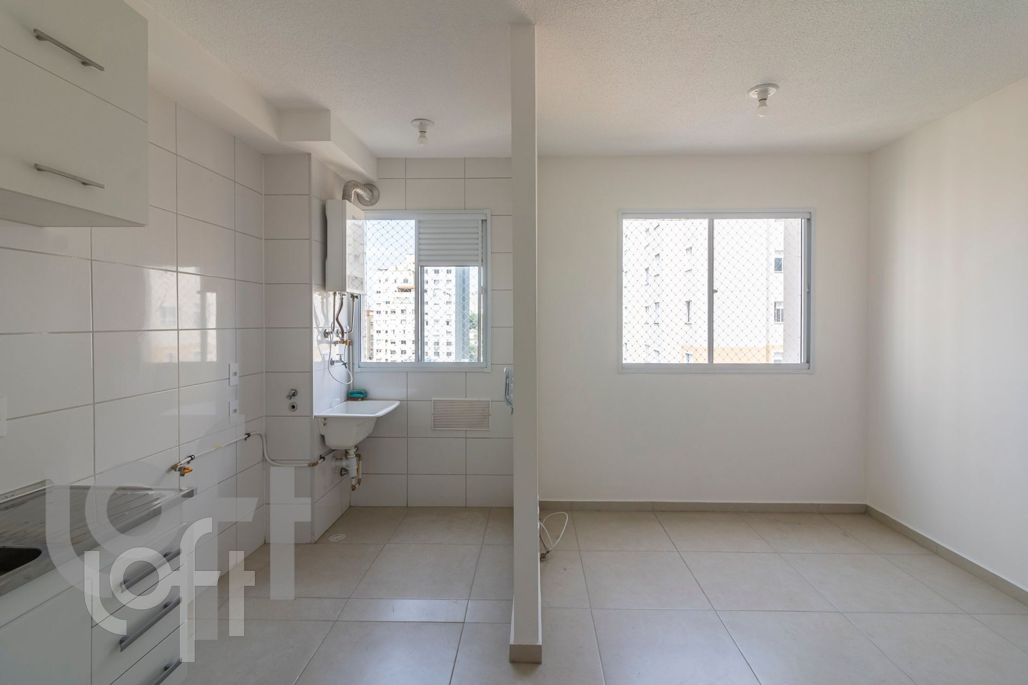 Apartamento à venda com 2 quartos, 43m² - Foto 20