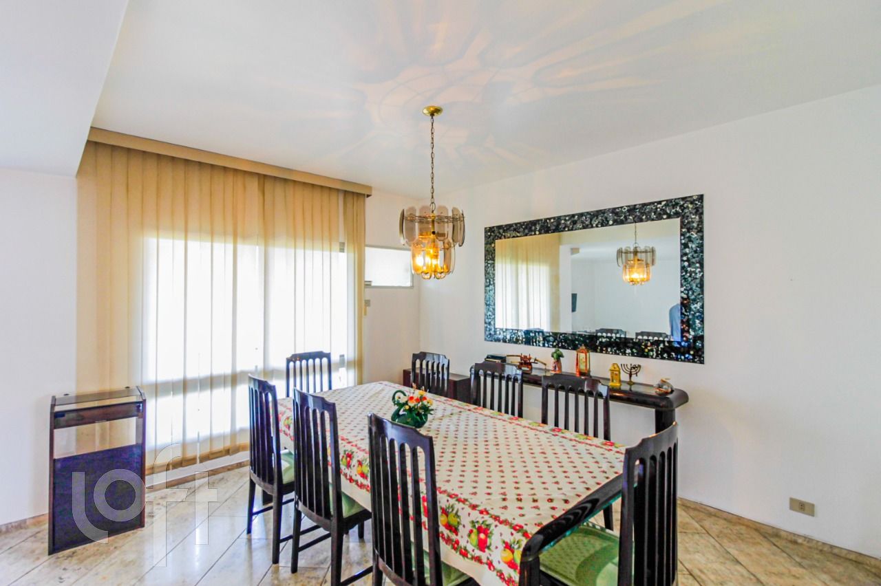 Apartamento à venda com 3 quartos, 188m² - Foto 17