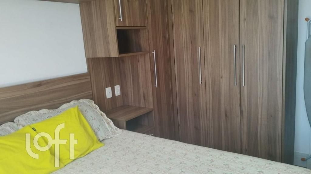 Apartamento à venda com 2 quartos, 50m² - Foto 3