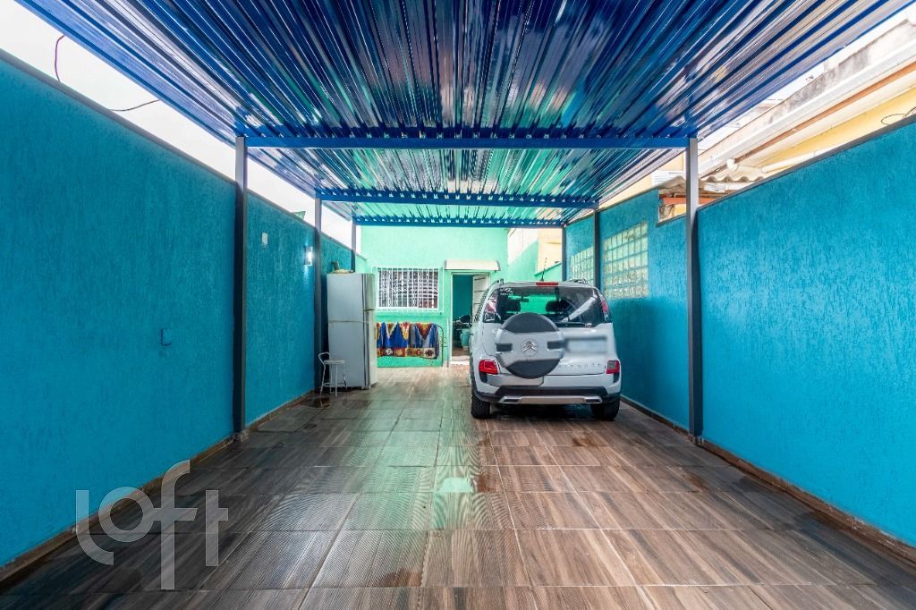 Casa à venda com 4 quartos, 177m² - Foto 1
