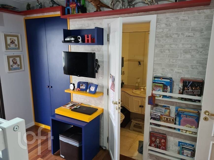 Apartamento à venda com 4 quartos, 215m² - Foto 11