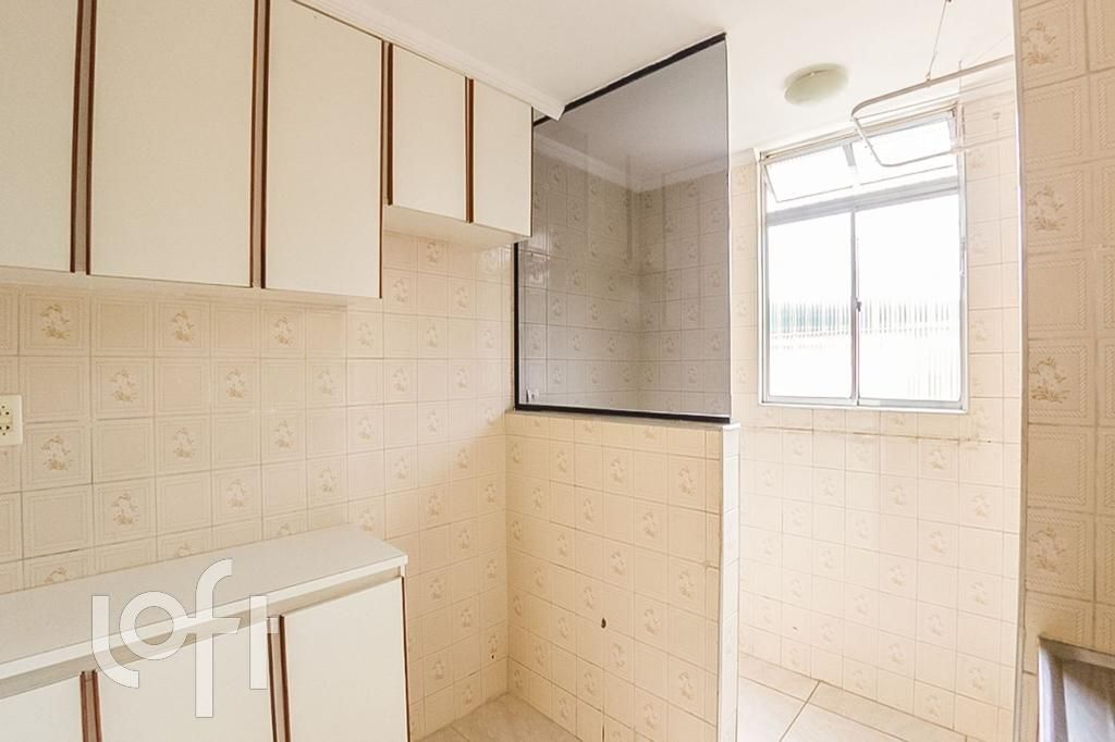 Apartamento à venda com 2 quartos, 43m² - Foto 15