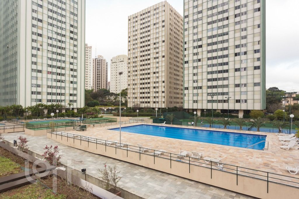 Apartamento à venda com 3 quartos, 165m² - Foto 23