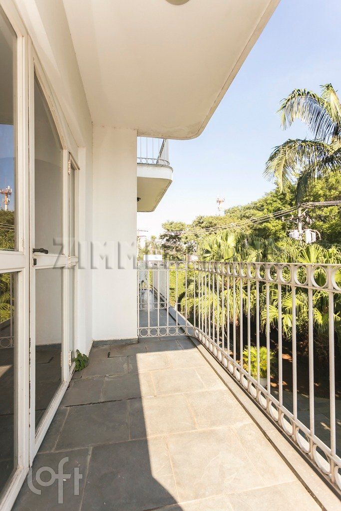 Apartamento à venda com 3 quartos, 160m² - Foto 8
