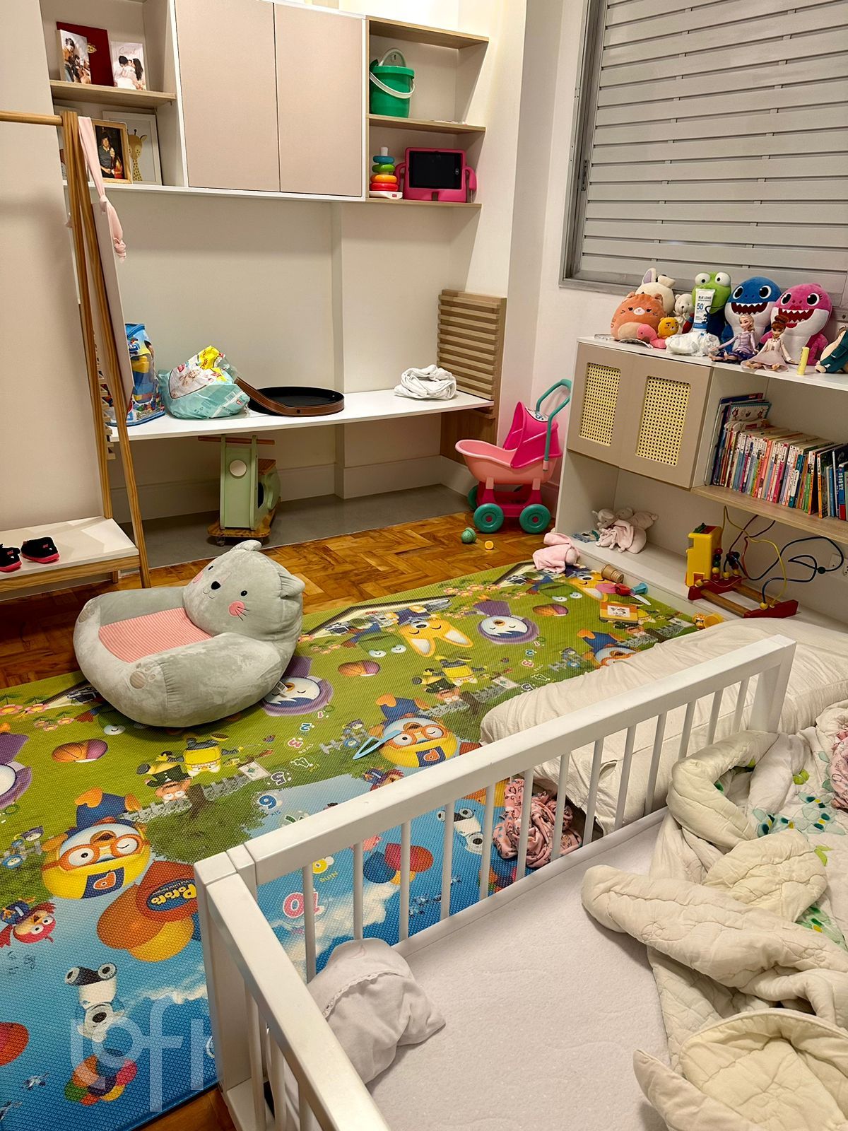 Apartamento à venda com 3 quartos, 157m² - Foto 7
