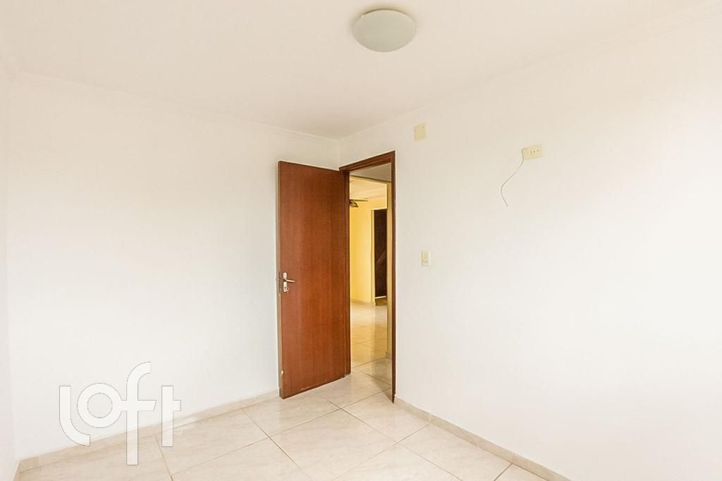 Apartamento à venda com 2 quartos, 43m² - Foto 7
