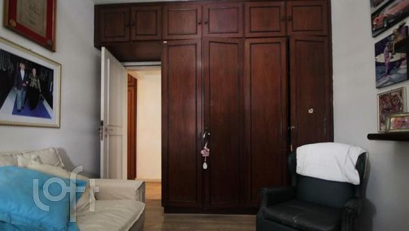 Apartamento à venda com 4 quartos, 210m² - Foto 3