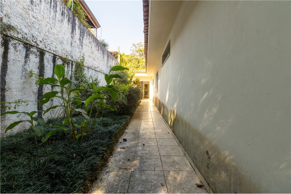 Casa, 4 quartos, 218 m² - Foto 35