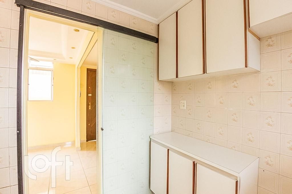 Apartamento à venda com 2 quartos, 43m² - Foto 16