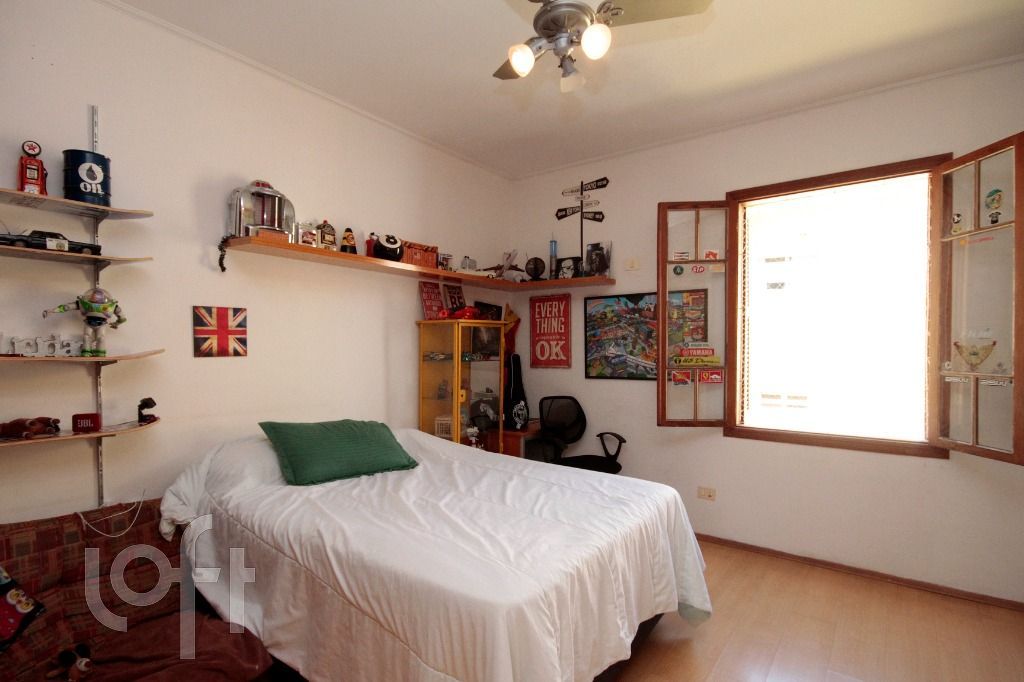 Casa, 4 quartos, 235 m² - Foto 36