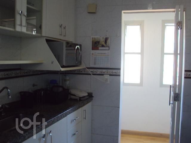 Apartamento à venda com 3 quartos, 85m² - Foto 11
