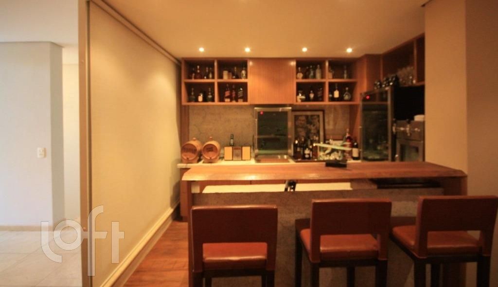 Apartamento à venda com 3 quartos, 380m² - Foto 9