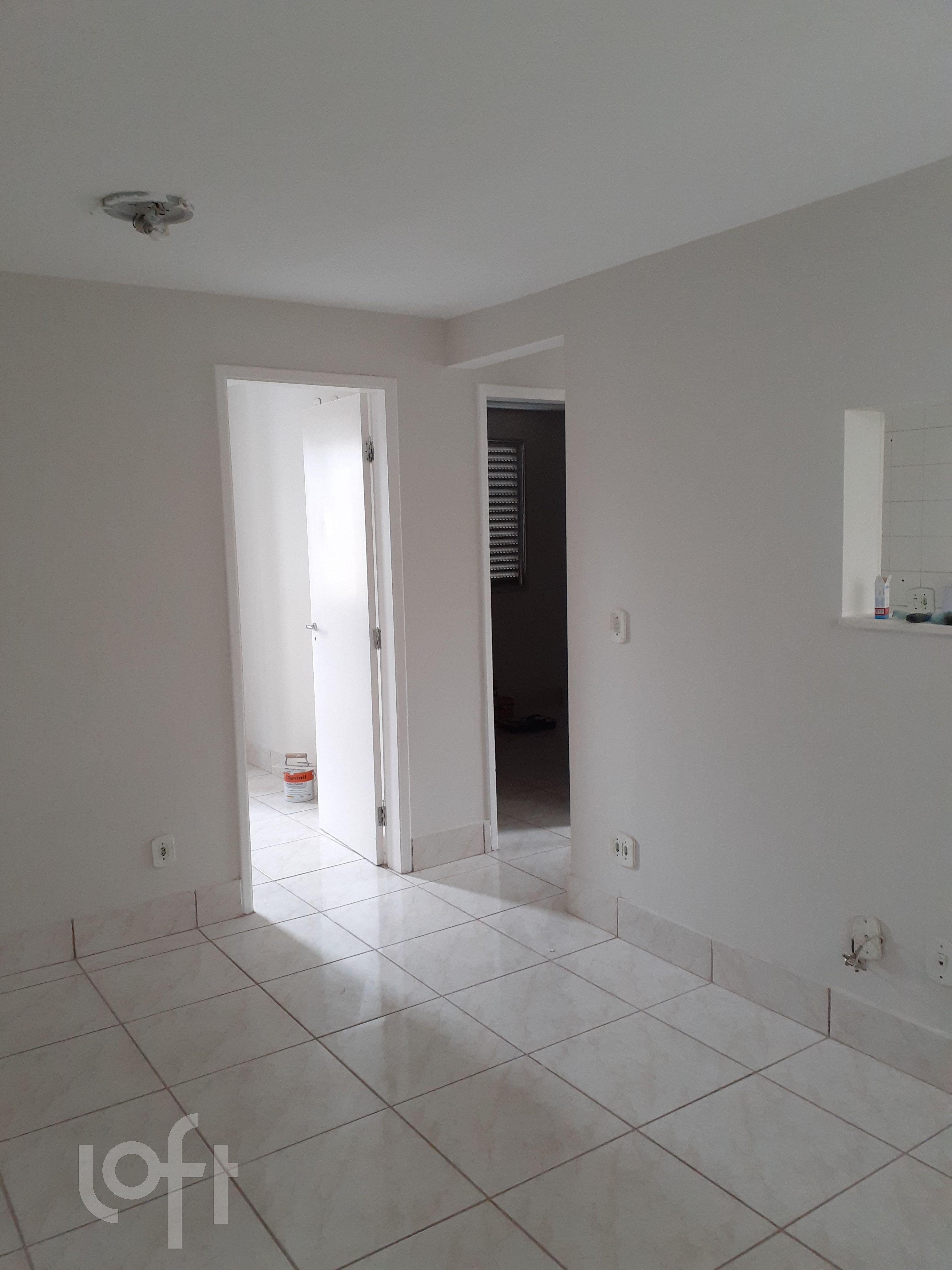 Apartamento à venda com 2 quartos, 45m² - Foto 1