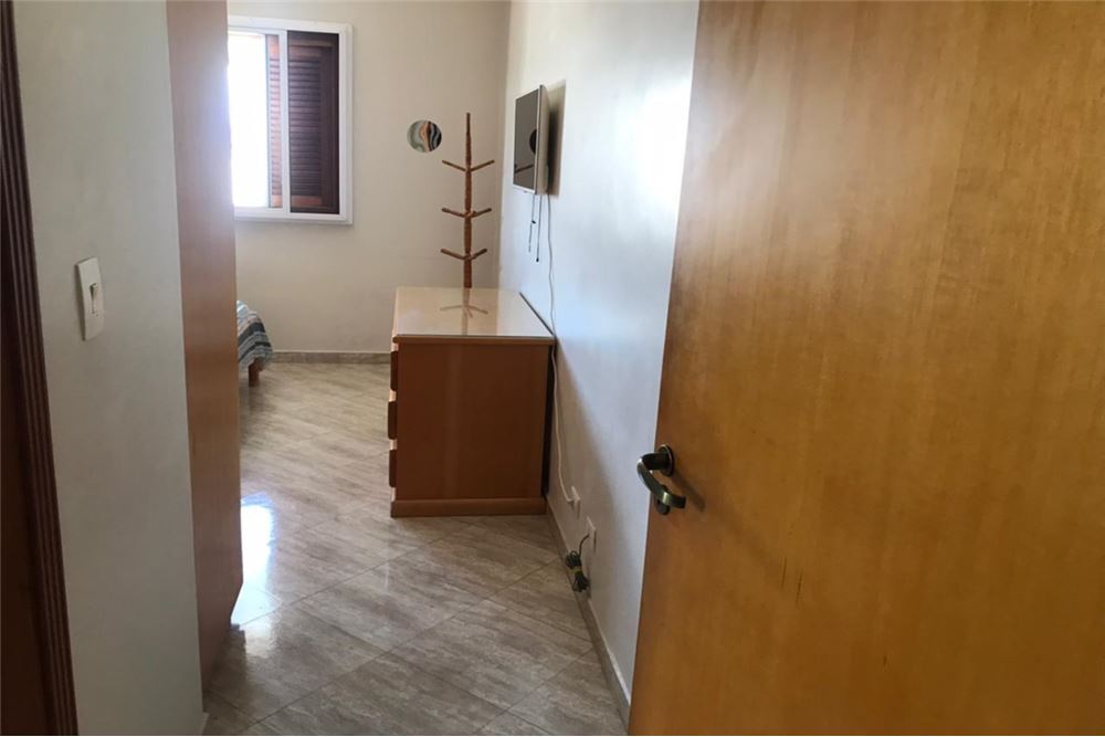 Casa à venda com 4 quartos, 250m² - Foto 20