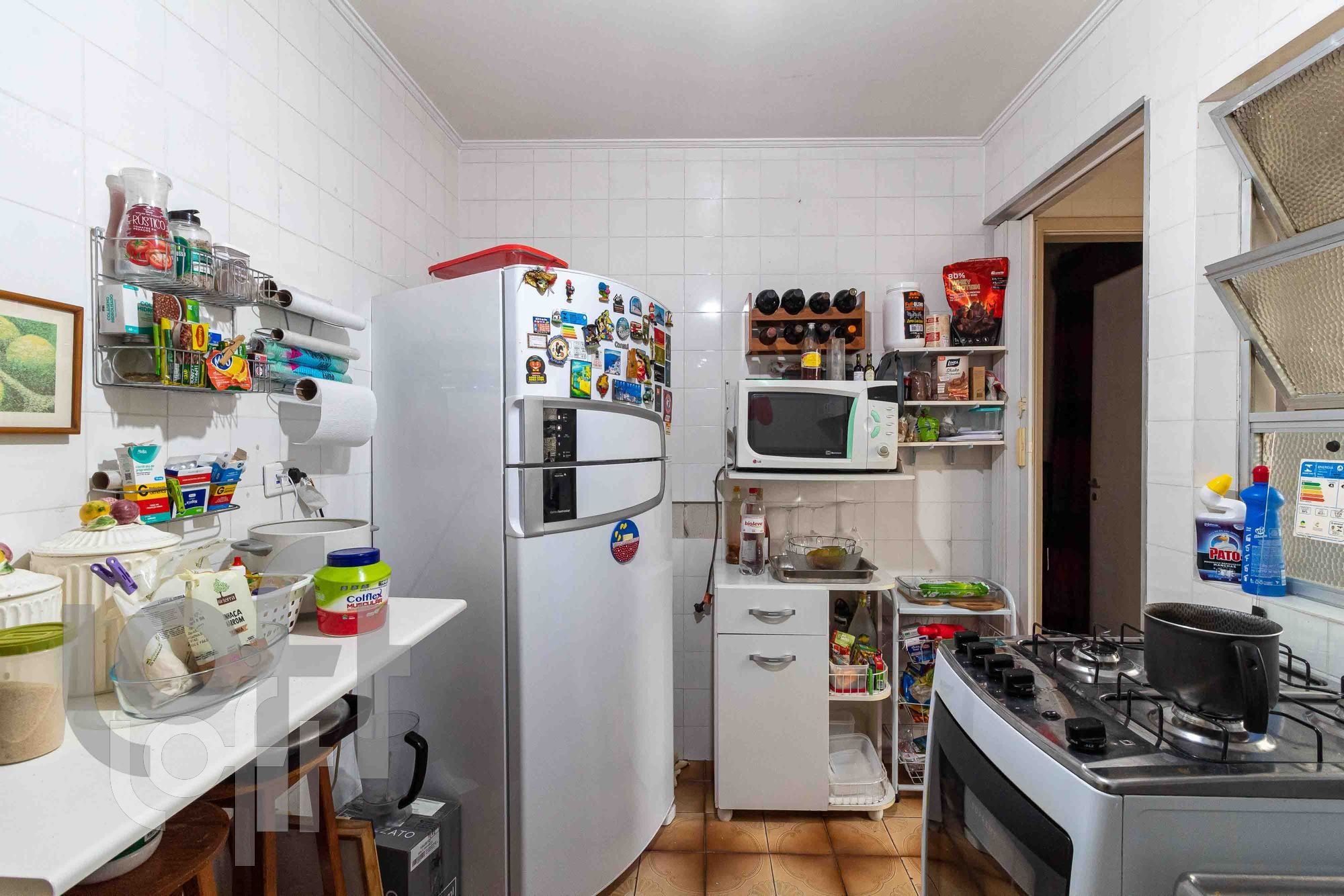 Apartamento à venda com 2 quartos, 82m² - Foto 7