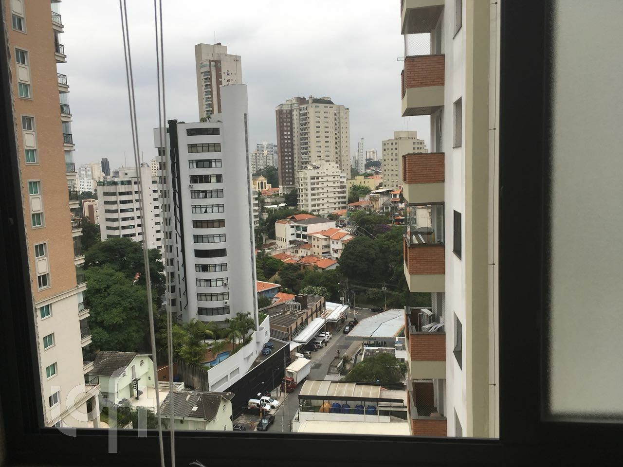 Apartamento, 3 quartos, 100 m² - Foto 2