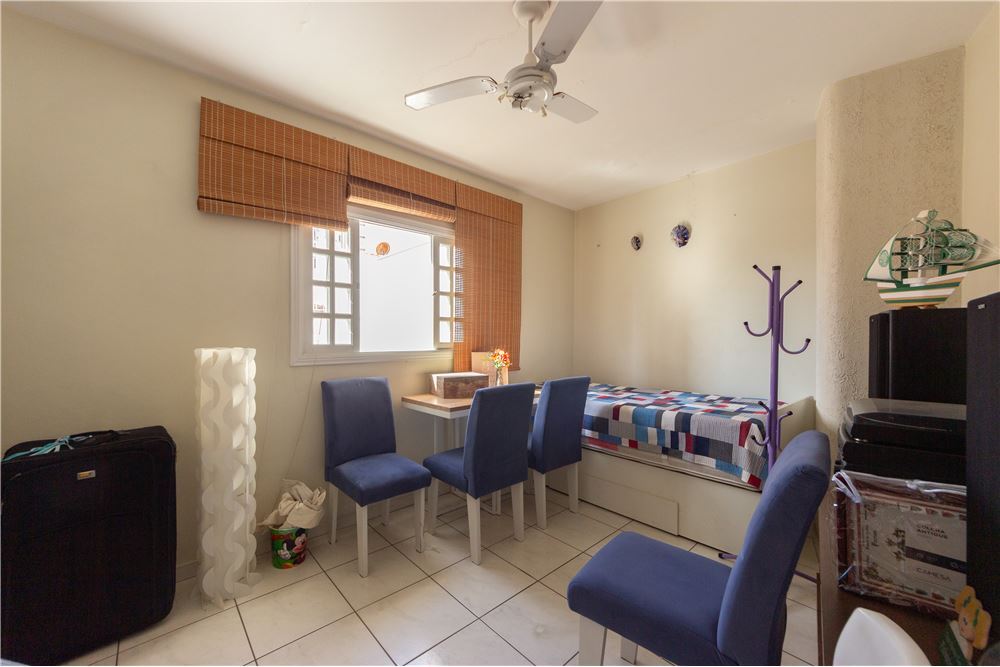 Casa à venda com 3 quartos, 380m² - Foto 6