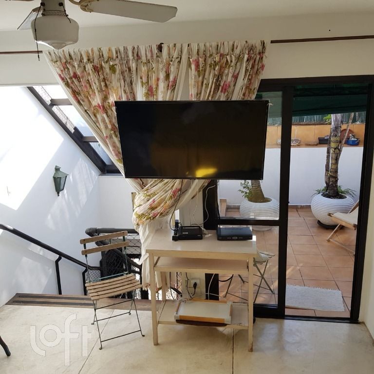 Apartamento à venda com 1 quarto, 75m² - Foto 14