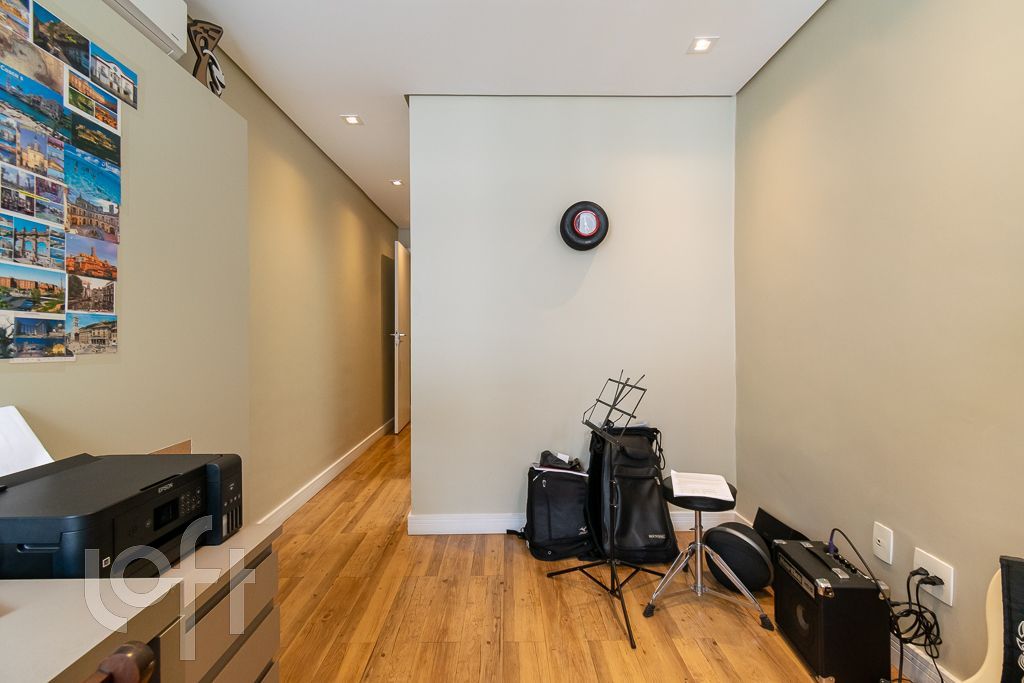 Casa à venda com 4 quartos, 332m² - Foto 26