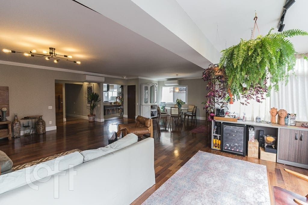 Apartamento, 4 quartos, 215 m² - Foto 8