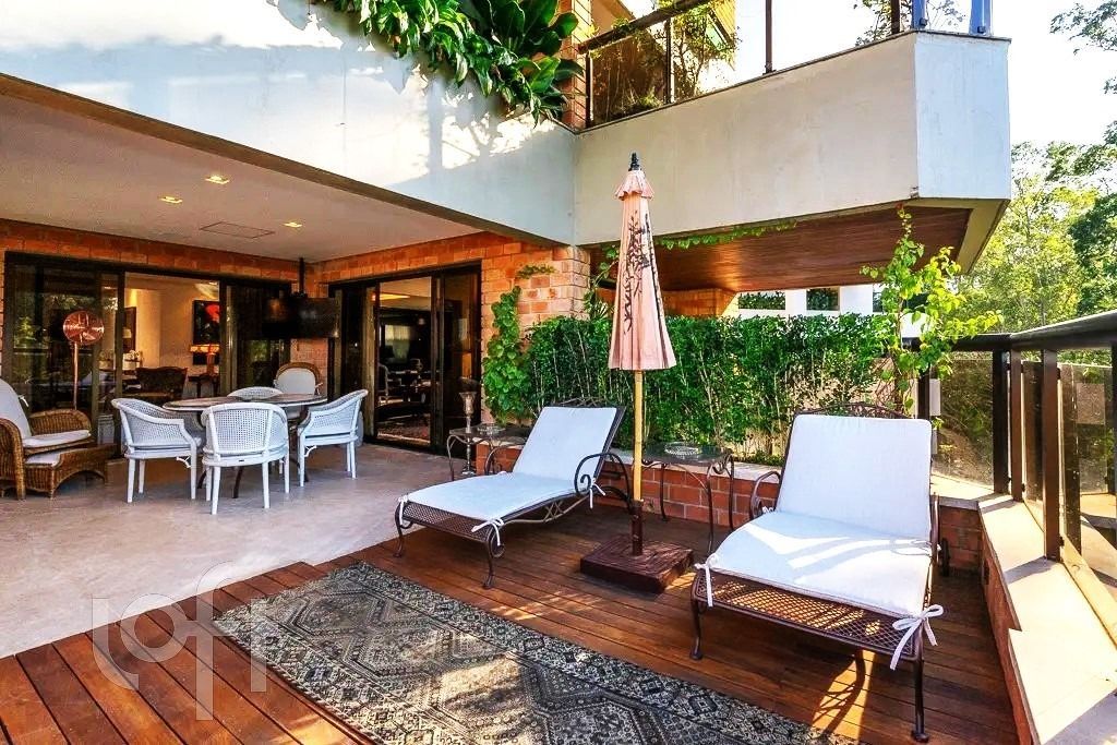 Apartamento, 4 quartos, 260 m² - Foto 1