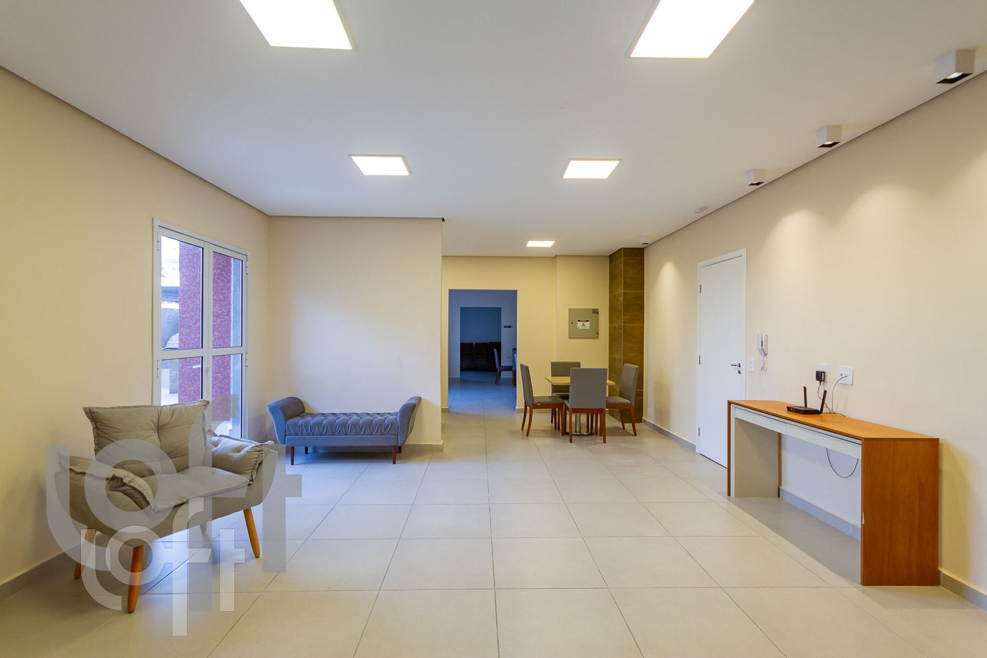 Apartamento à venda com 2 quartos, 40m² - Foto 28
