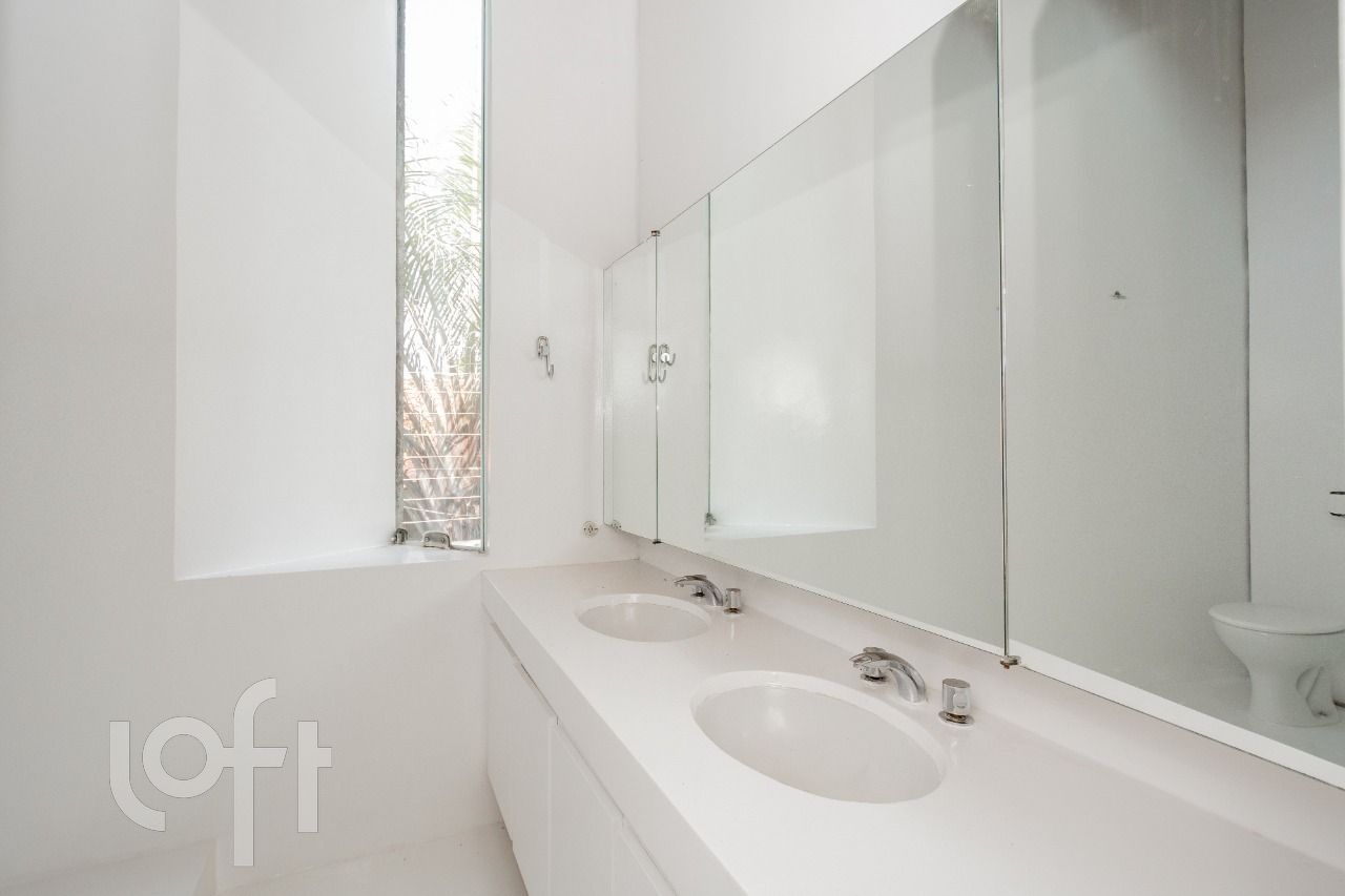 Casa à venda com 3 quartos, 422m² - Foto 21