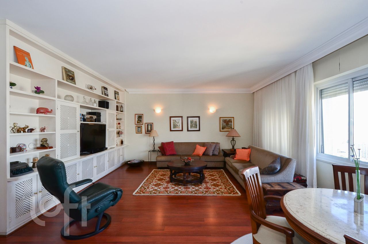 Apartamento, 3 quartos, 215 m² - Foto 2