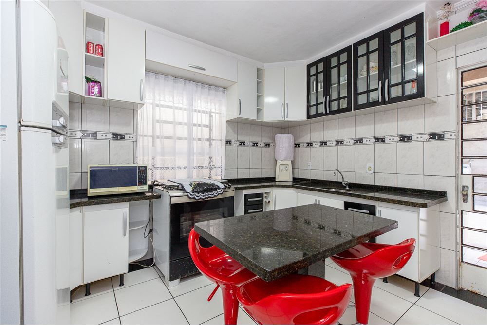 Casa à venda com 3 quartos, 170m² - Foto 13