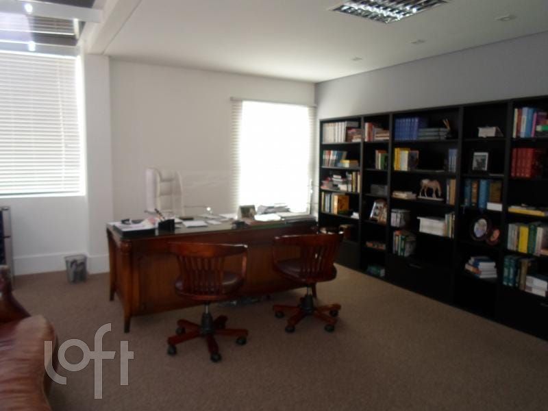 Casa à venda com 2 quartos, 240m² - Foto 22