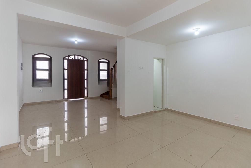 Casa à venda com 3 quartos, 210m² - Foto 12