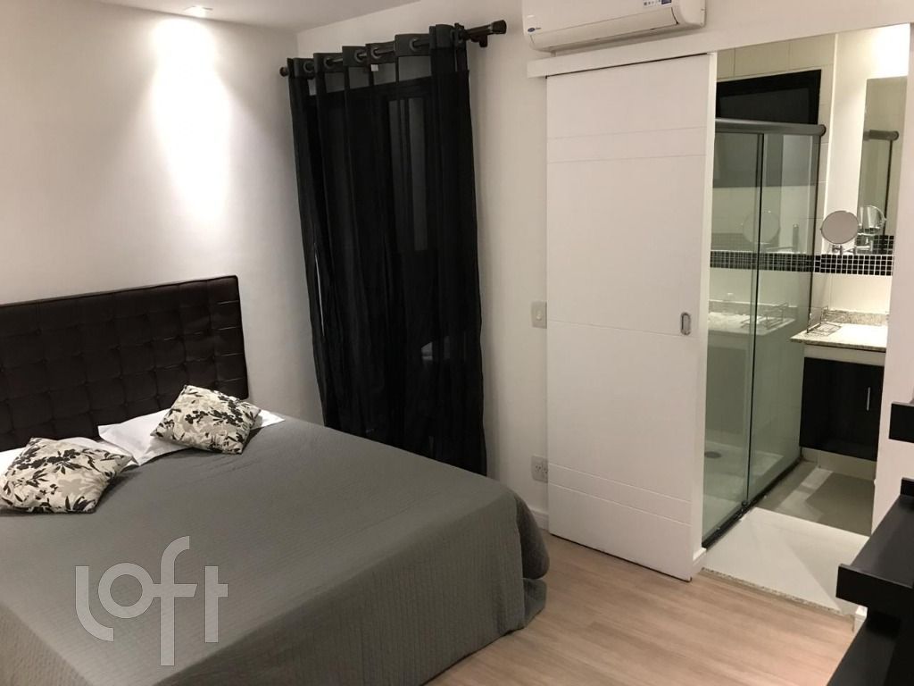 Apartamento à venda com 2 quartos, 81m² - Foto 4
