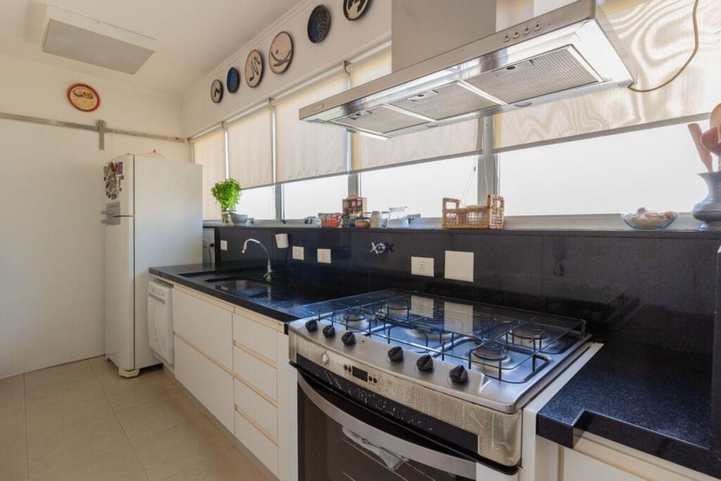 Apartamento à venda com 3 quartos, 190m² - Foto 26