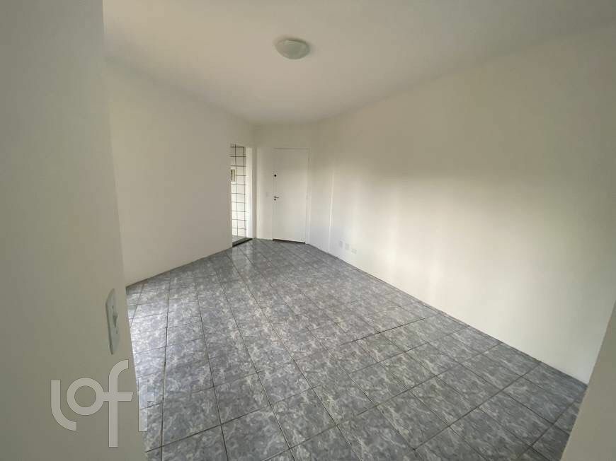 Apartamento à venda com 2 quartos, 55m² - Foto 3