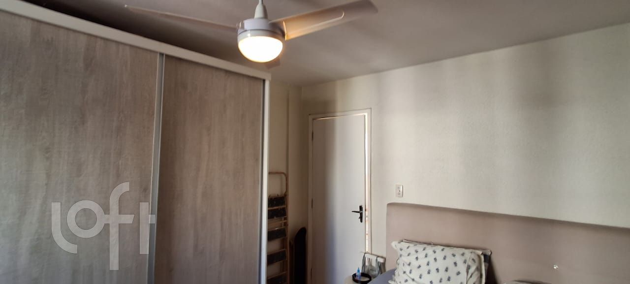 Apartamento à venda com 2 quartos, 54m² - Foto 15