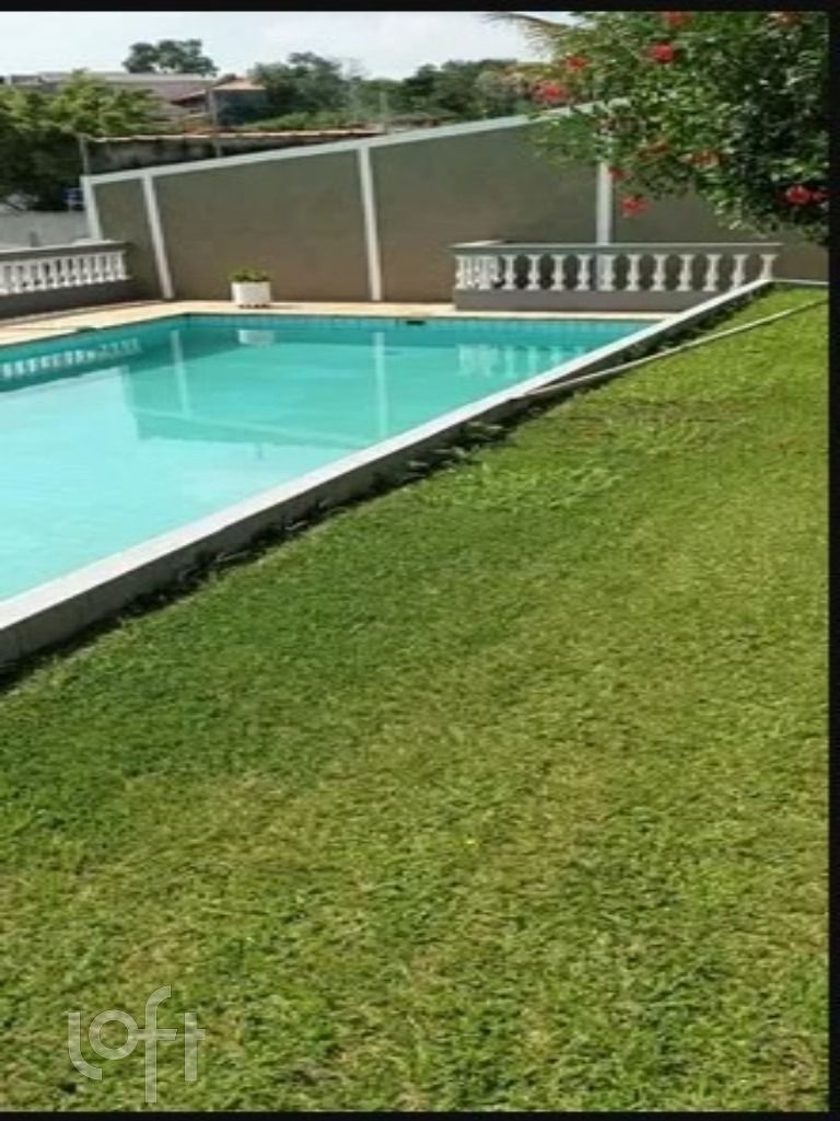 Casa à venda com 4 quartos, 850m² - Foto 2