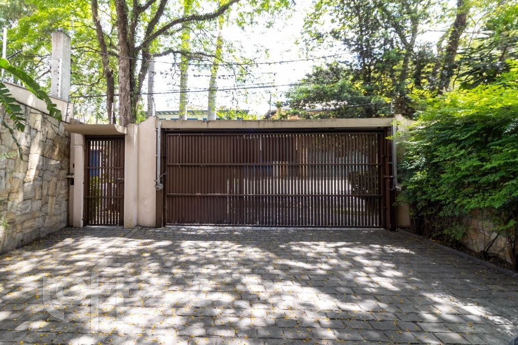 Casa à venda com 4 quartos, 439m² - Foto 30