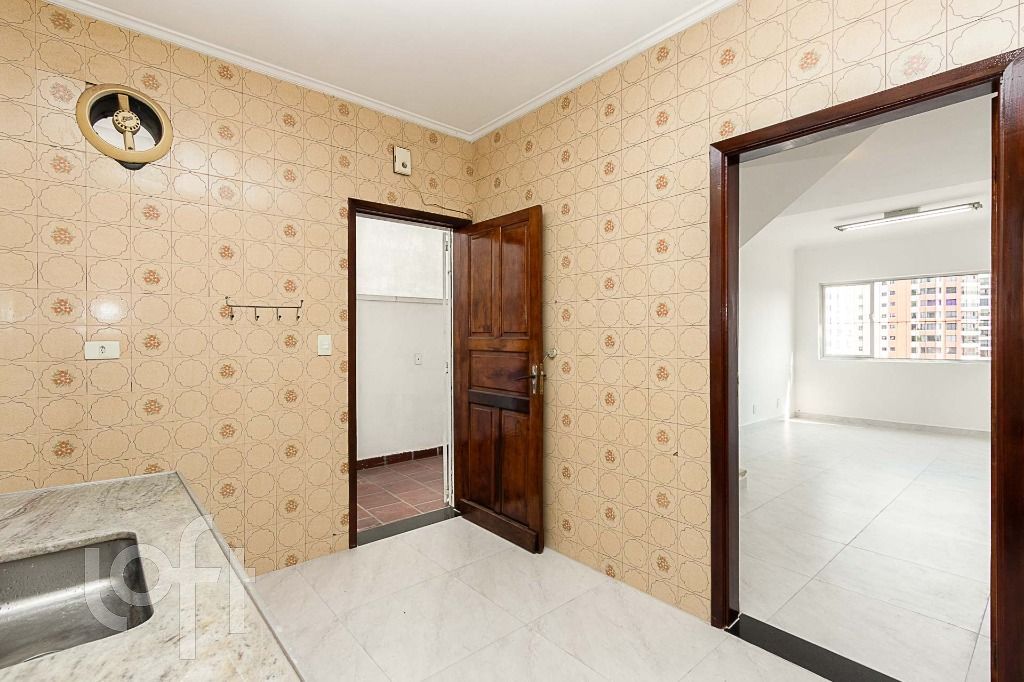 Casa à venda com 3 quartos, 231m² - Foto 18