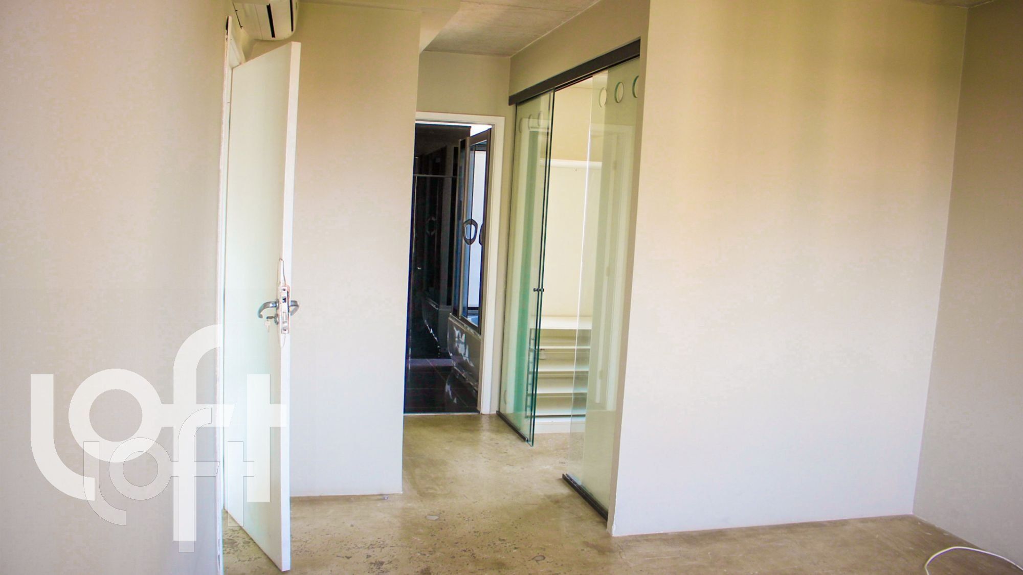 Apartamento à venda com 1 quarto, 140m² - Foto 4