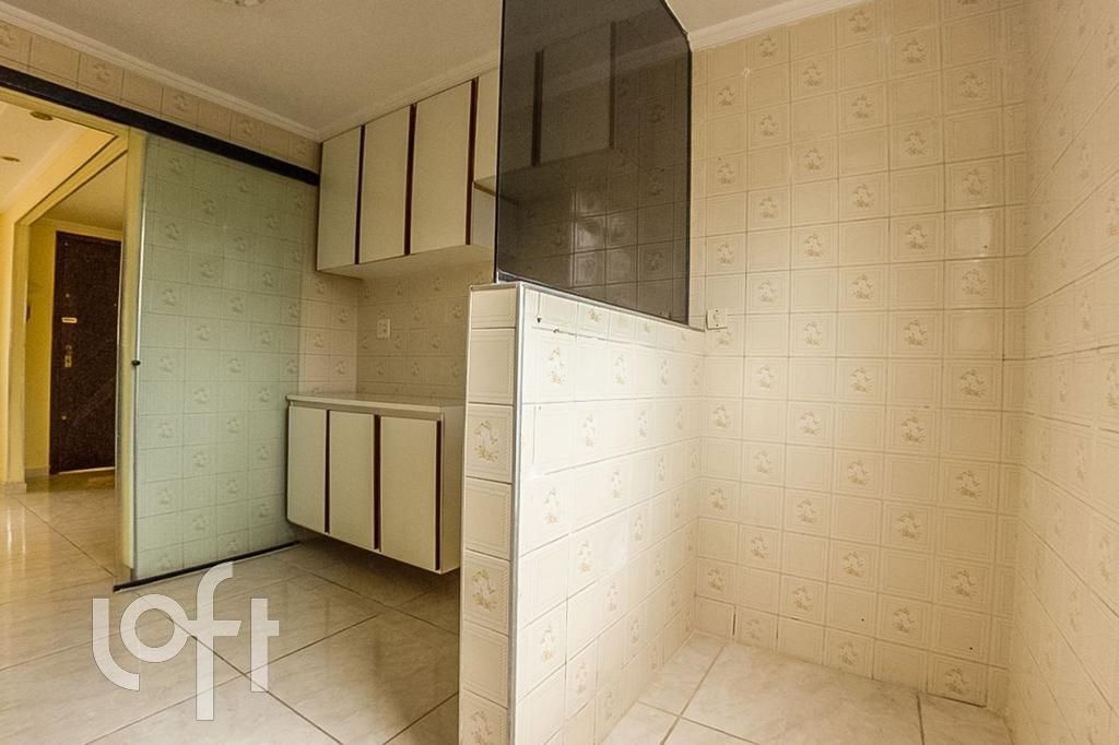 Apartamento à venda com 2 quartos, 43m² - Foto 14