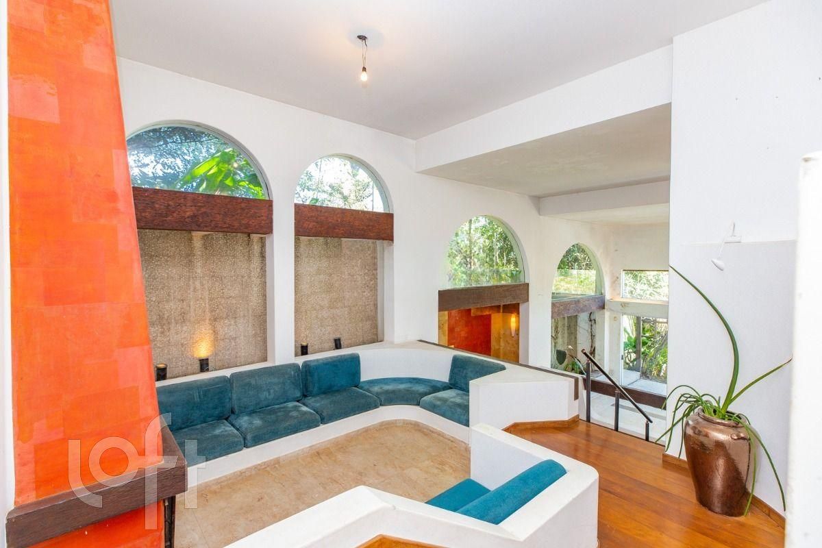 Casa, 4 quartos, 647 m² - Foto 1