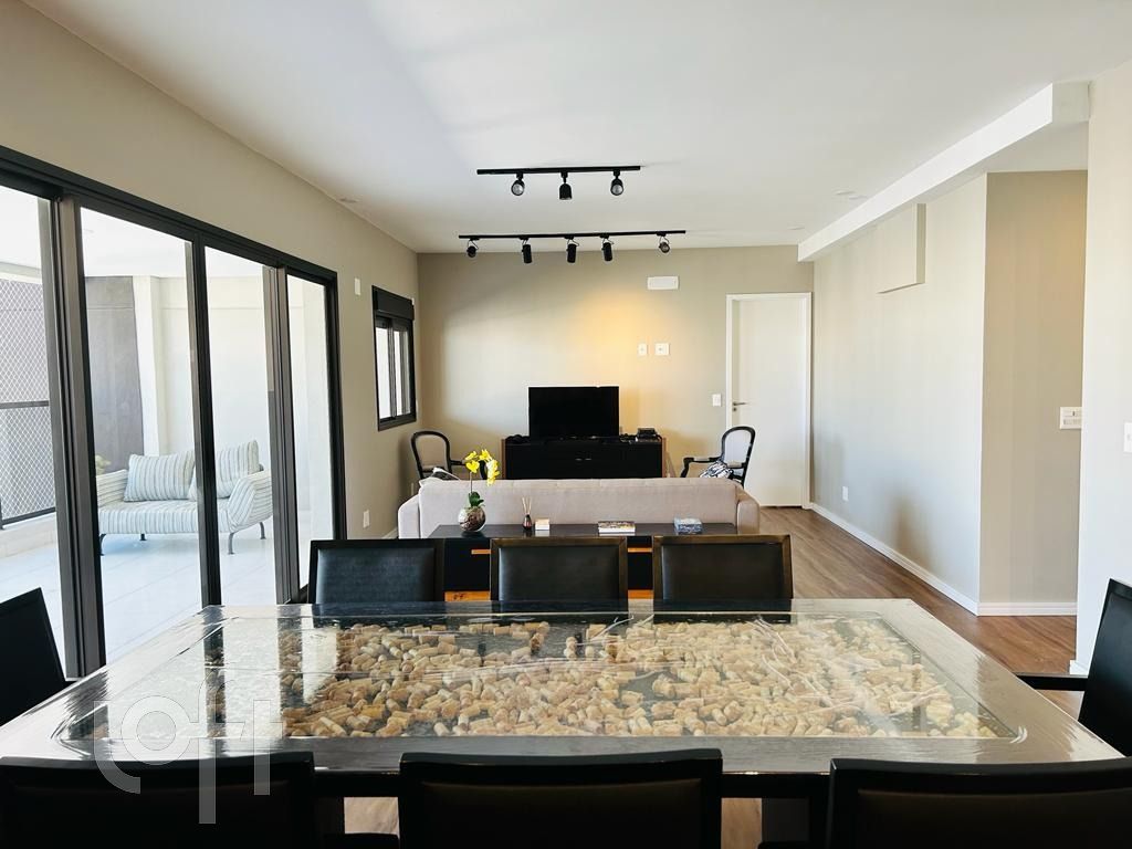 Apartamento à venda com 3 quartos, 158m² - Foto 5