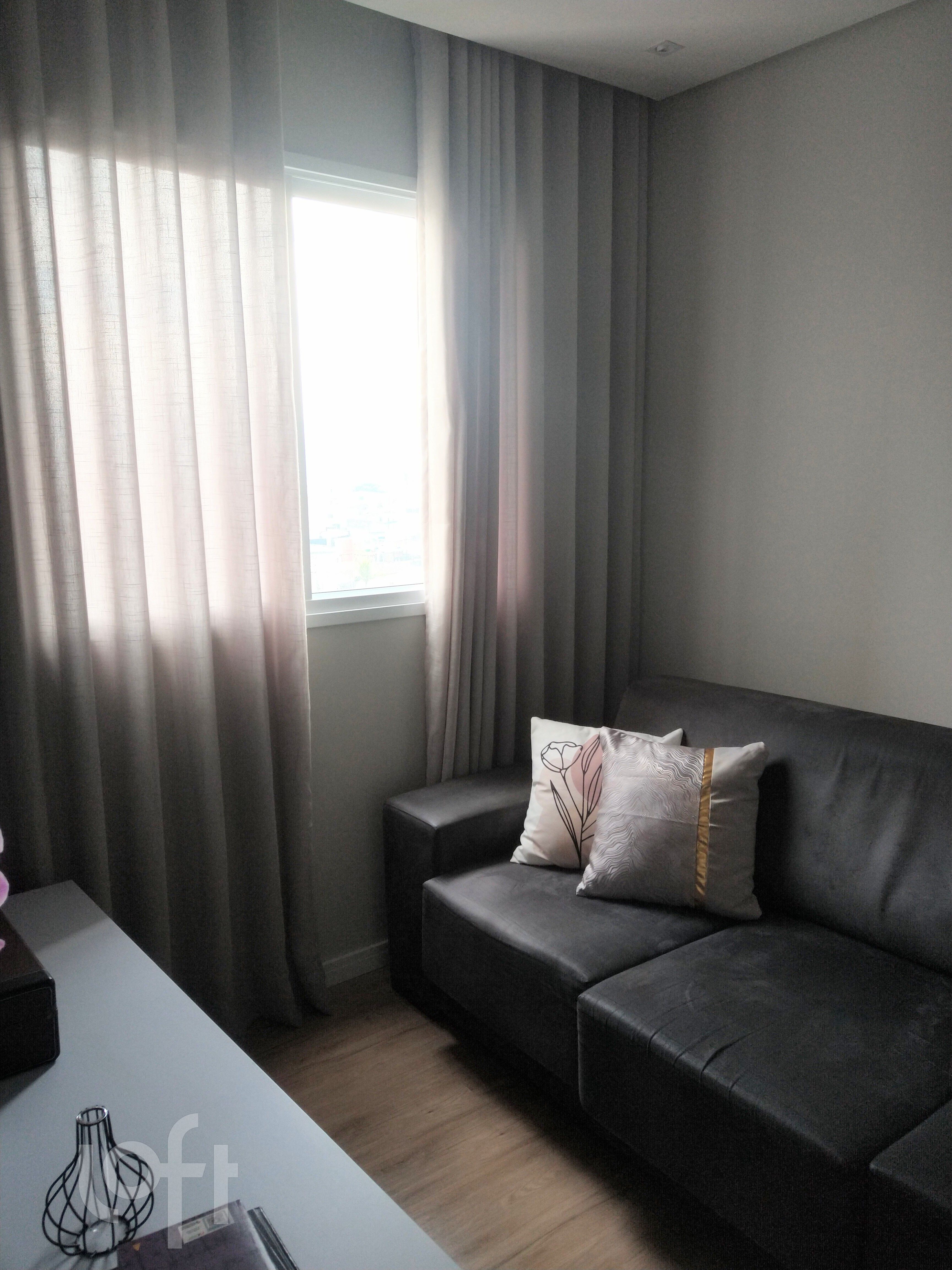 Apartamento à venda com 2 quartos, 41m² - Foto 6