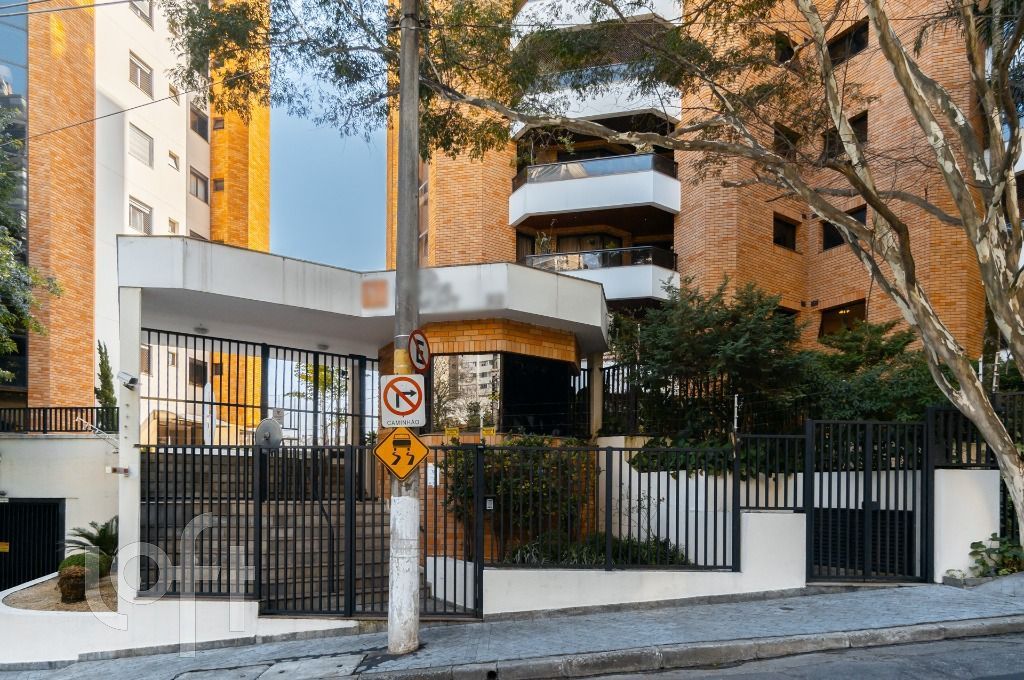 Apartamento à venda com 4 quartos, 345m² - Foto 26