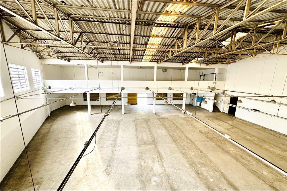 Loja-Salão, 900 m² - Foto 1