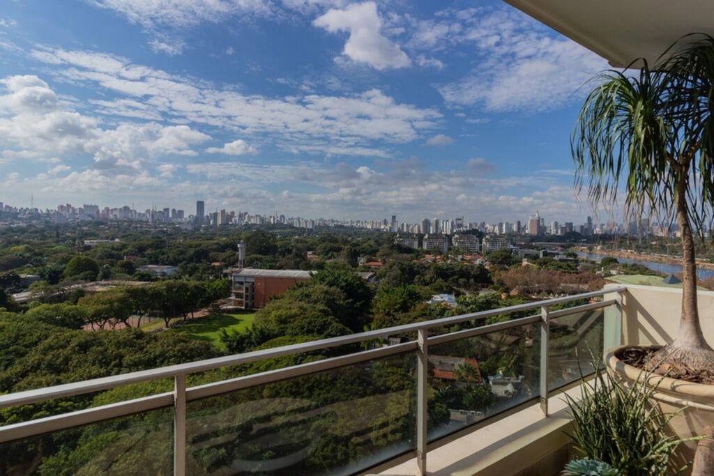 Apartamento à venda com 3 quartos, 190m² - Foto 13
